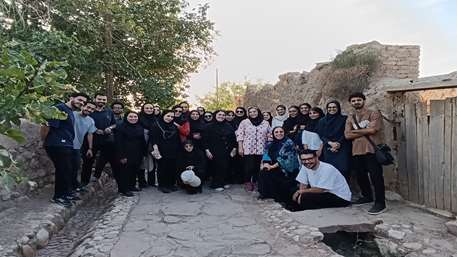برگزاری برنامه پیاده‌روی و دورهمی صبحگاهی به مناسبت روز تربیت بدنی و ورزش در دانشکده دندانپزشکی سمنان